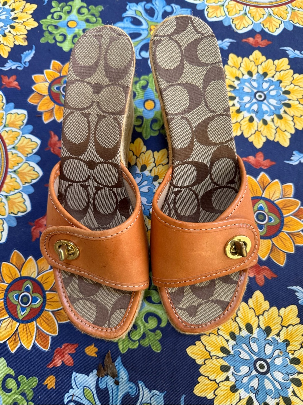 Woman’s Coach Leather Signature Logo Slide Sandals with Gold Turn-Lock 9